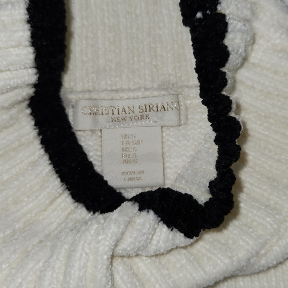 Christian Siriano White & Blue Turtleneck Sweater - Picture 8 of 11